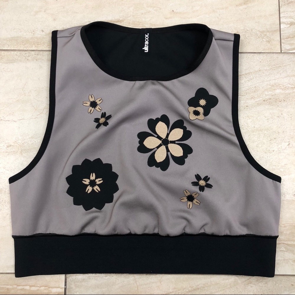NWT - Level Cake Walk Top Mink